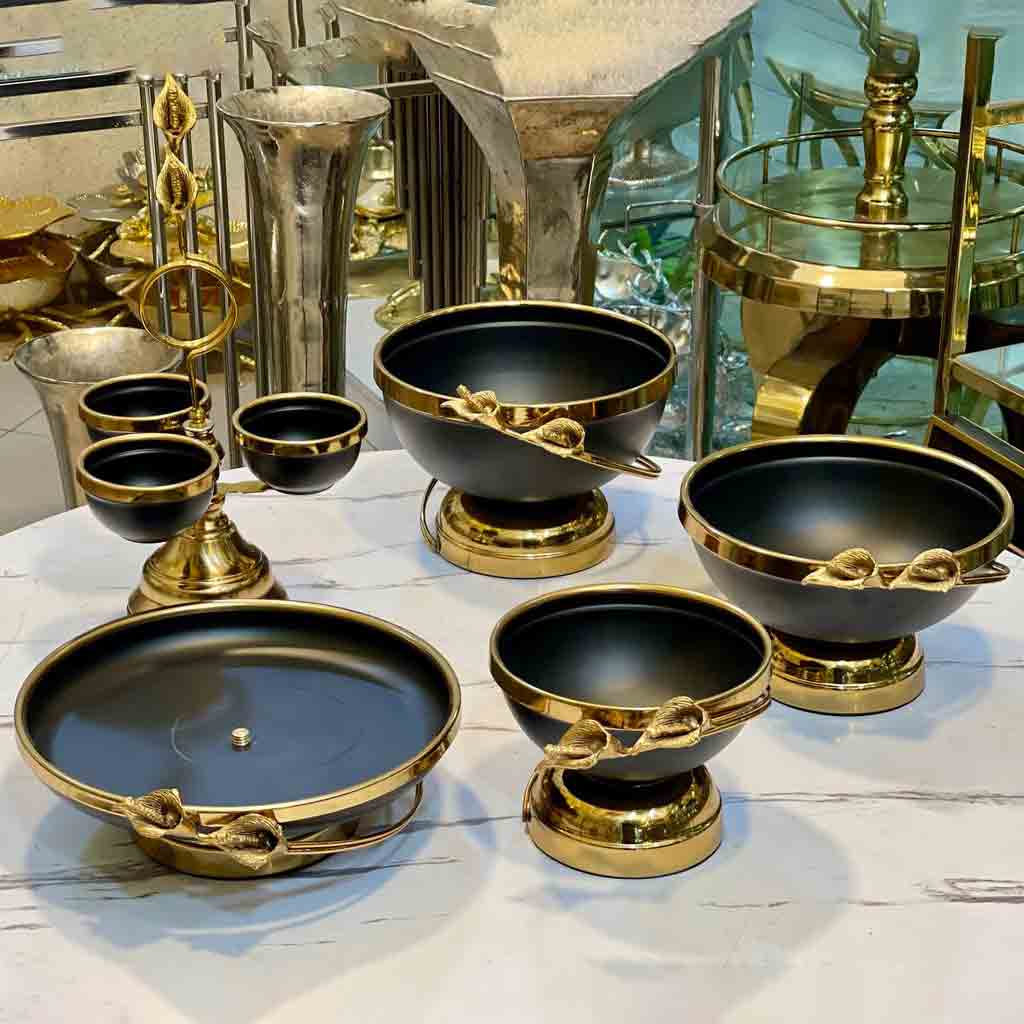 سرویس پذیرایی لیلیوم